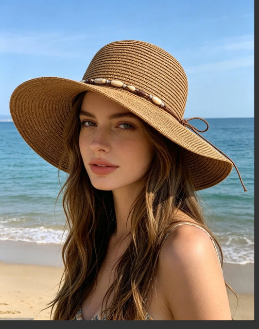 Chapeau de paille femme – Déco perles & coquillages bohème