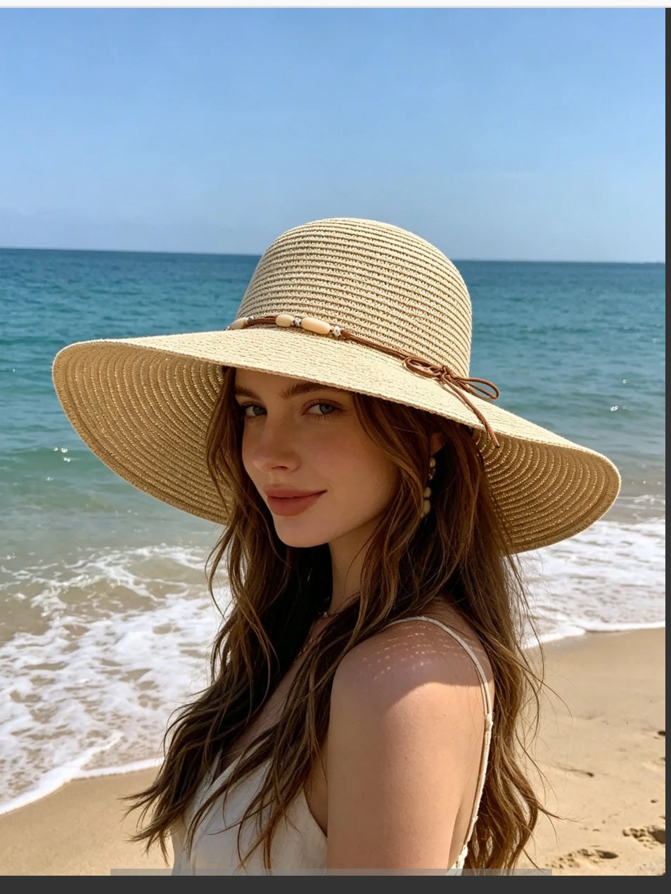 Chapeau de paille femme – Déco perles & coquillages bohème
