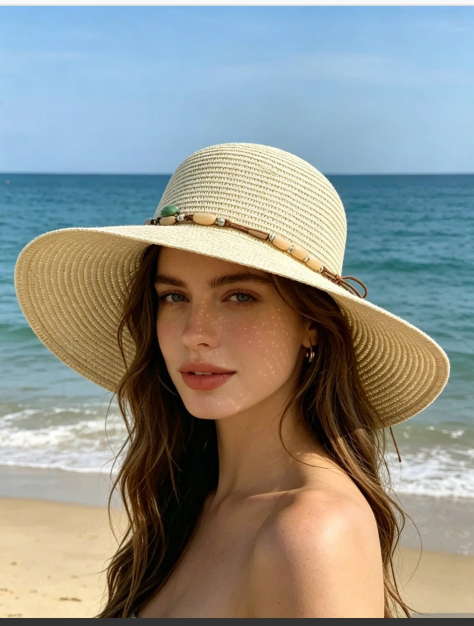 Chapeau de paille femme – Déco perles & coquillages bohème