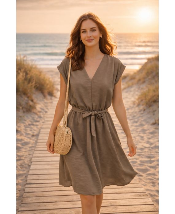ROBE COURTE COL V
